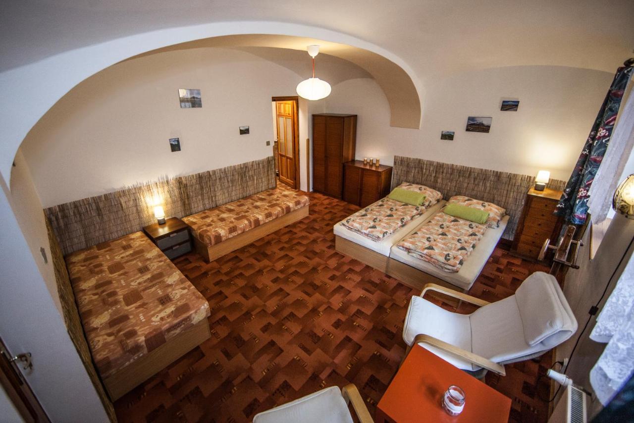 Vegzion - Vegan B&B Svoboda nad Upou Exterior photo