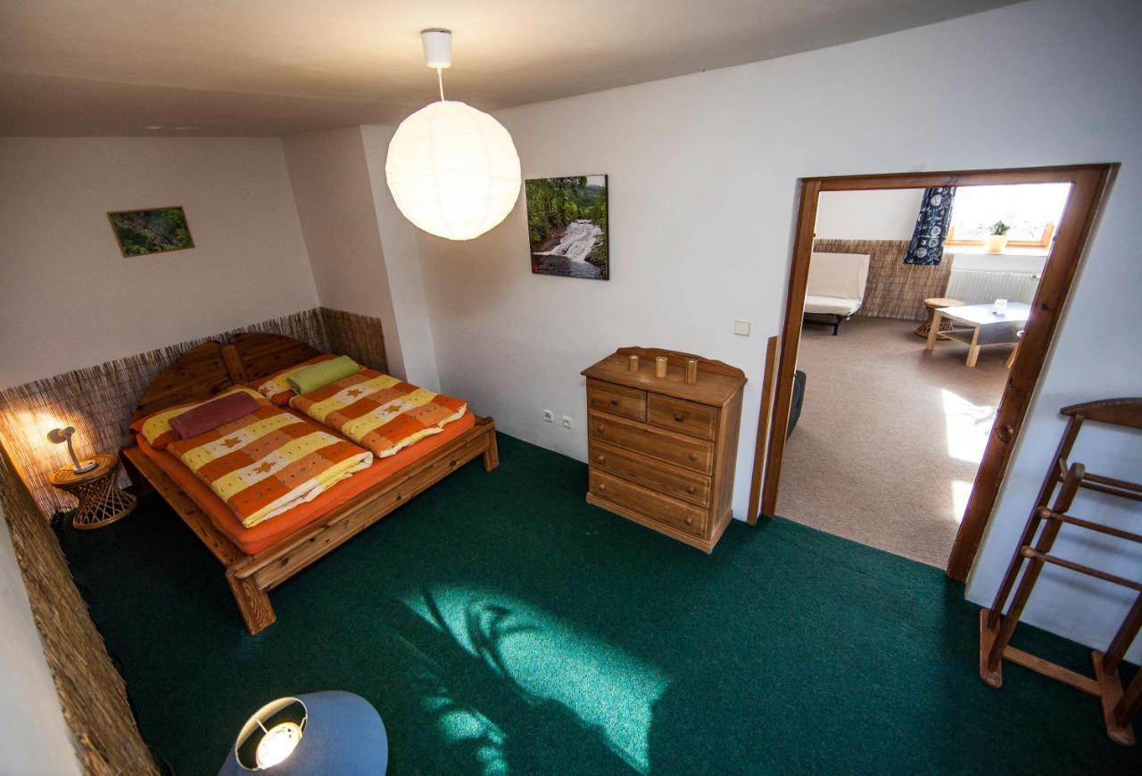 Vegzion - Vegan B&B Svoboda nad Upou Exterior photo