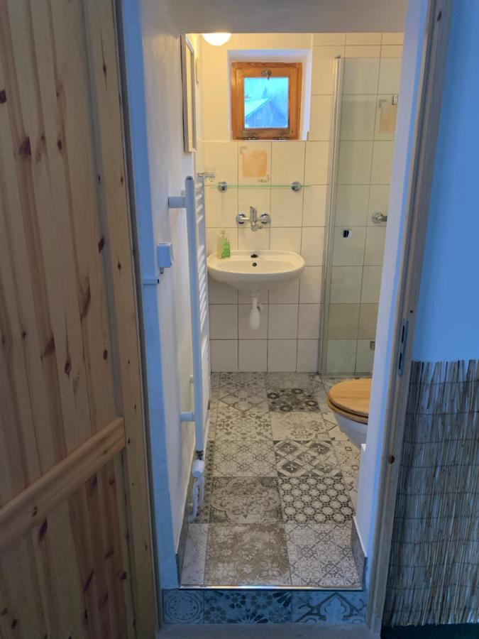 Vegzion - Vegan B&B Svoboda nad Upou Exterior photo
